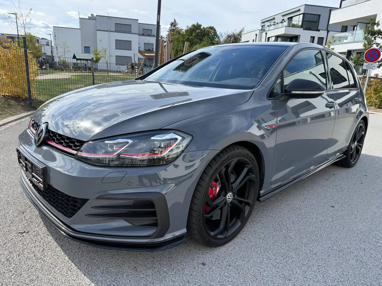Volkswagen Golf GTI