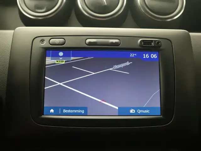 Dacia Duster view 11