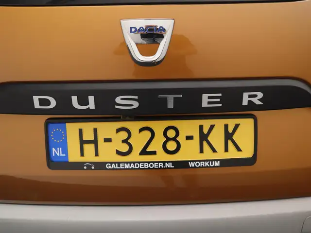 Dacia Duster view 18