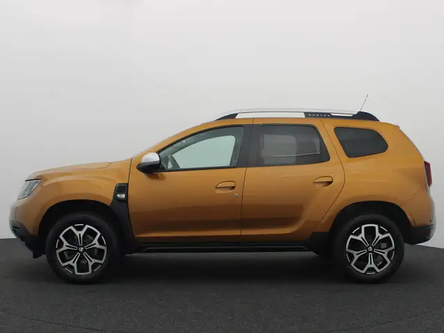 Dacia Duster view 2