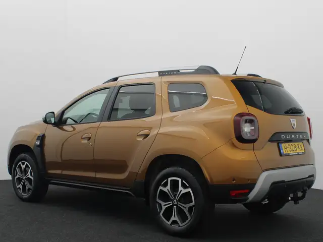Dacia Duster view 3