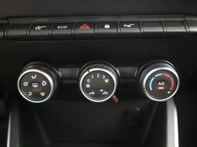 Dacia Duster view 23