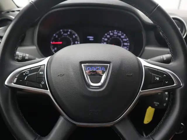 Dacia Duster view 13