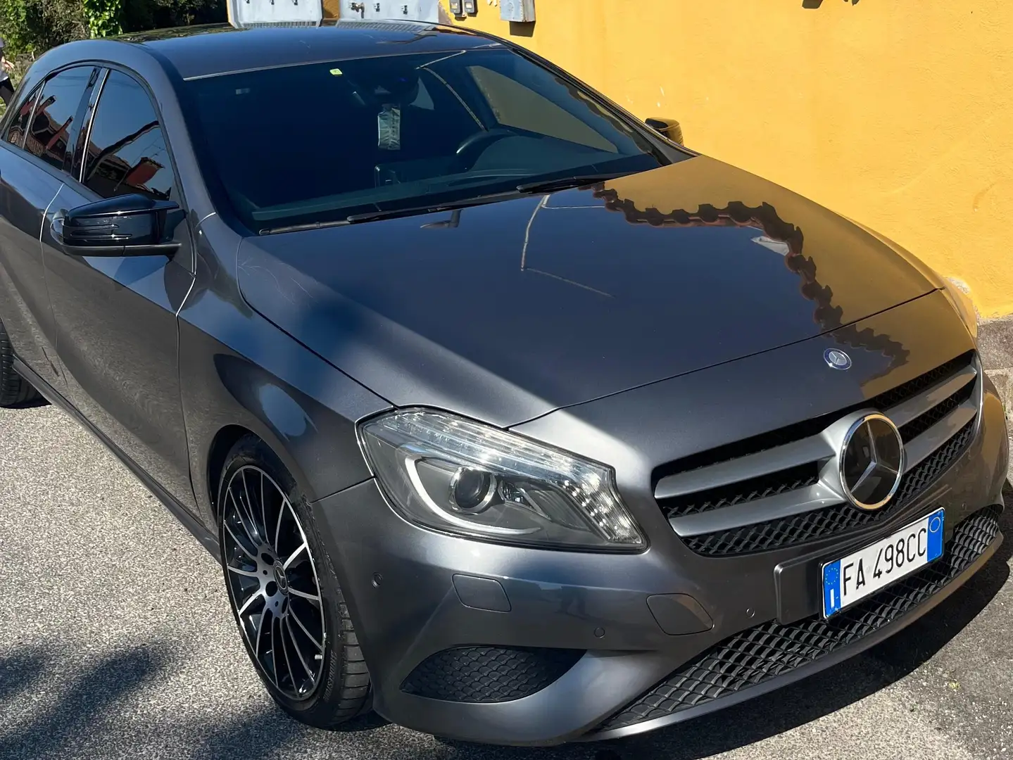 Mercedes-Benz A 200 Classe A - W176cdi Premium auto Gris - 1