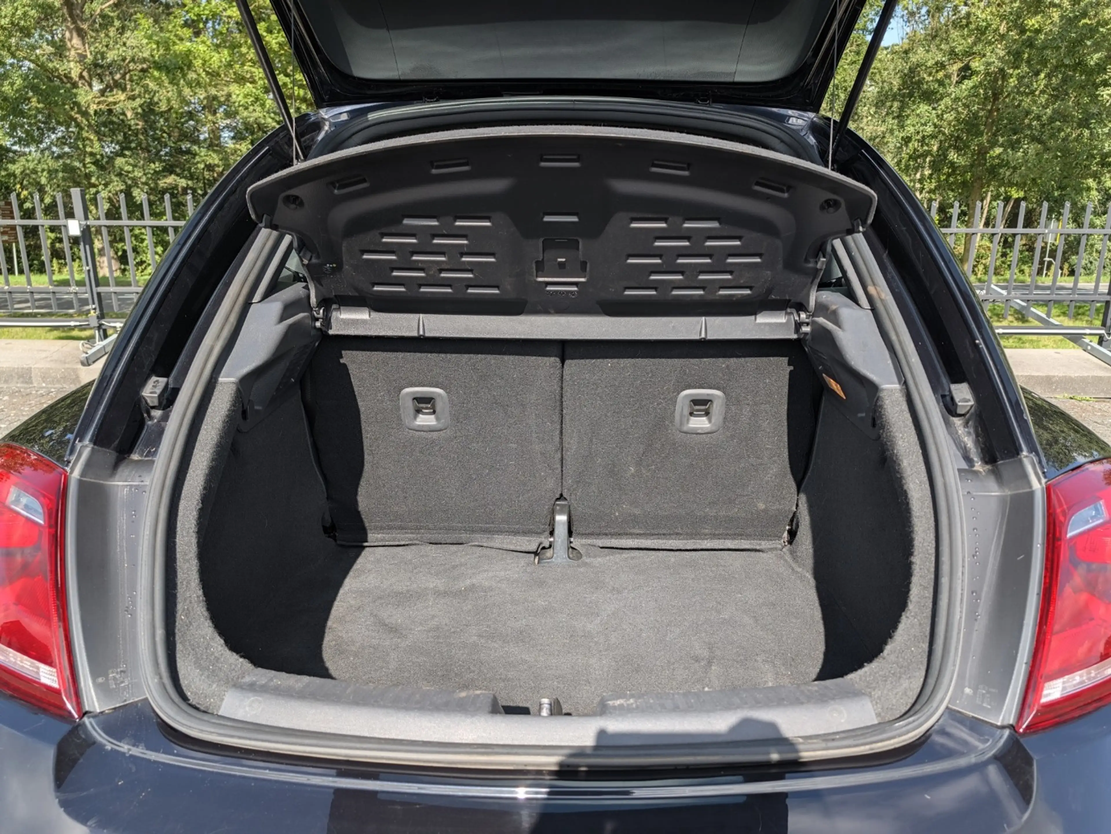 Volkswagen Beetle 1,4 TSI | DESIGN | Stoelverw. | Navi | Beetle Whee — photo 10