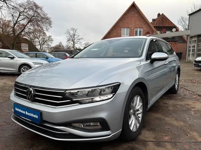 Volkswagen Passat Variant 2.0TDI DSG Business*AHK*Navi*