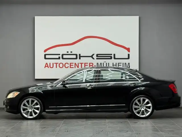 Mercedes-Benz S-Class view 7