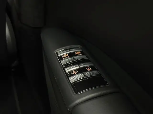 Mercedes-Benz S-Class view 15