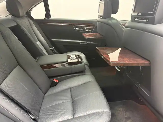 Mercedes-Benz S-Class view 12