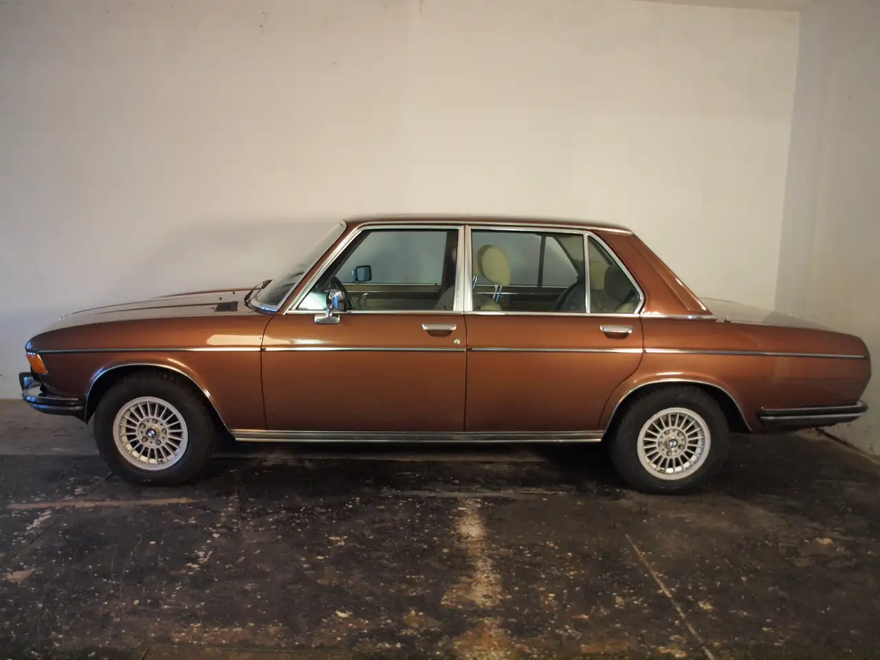 BMW 3.0 S Automatik, foto 2