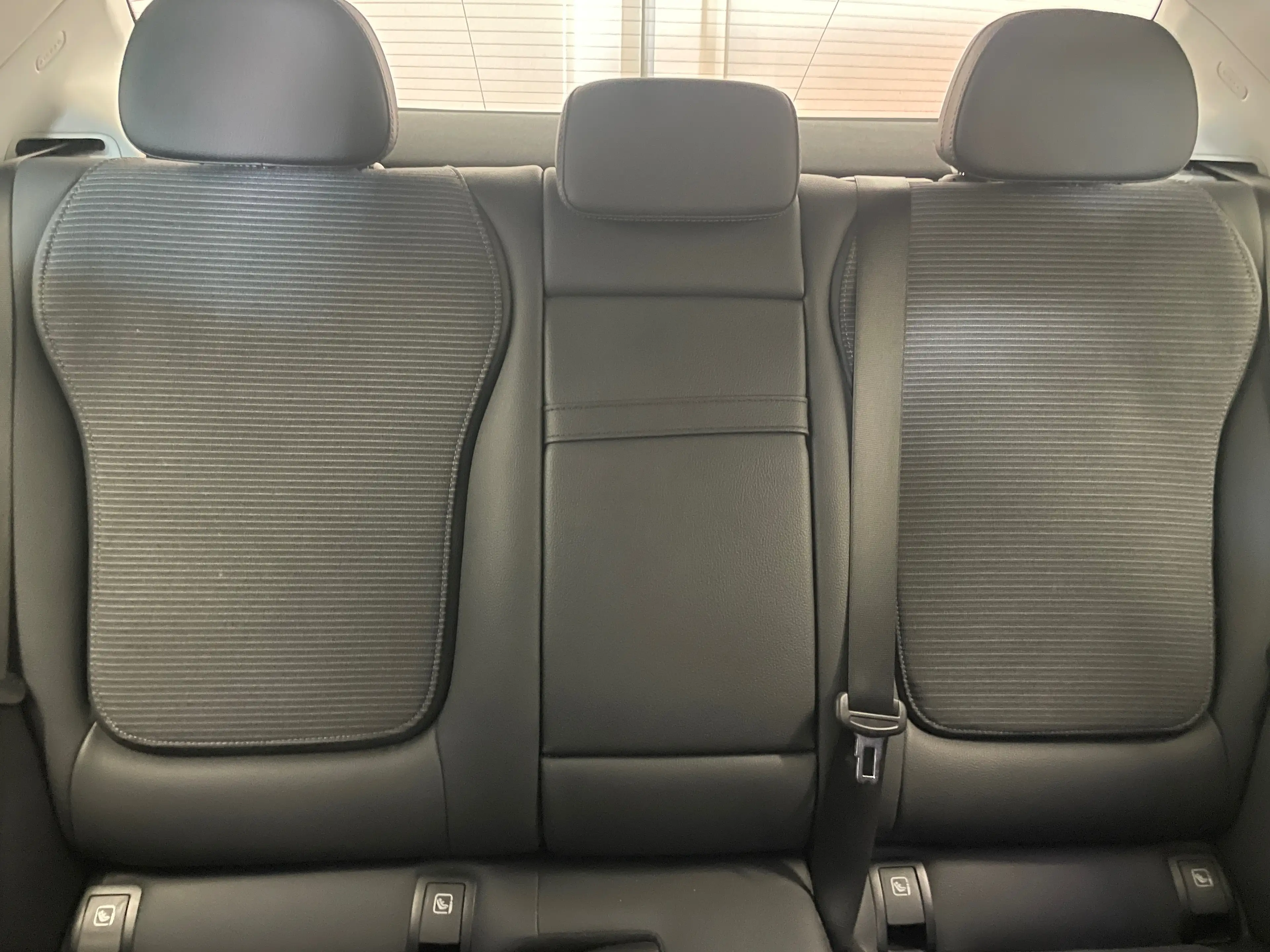 Mercedes-Benz C 200 C 200 d Business Line Business Line — photo 9