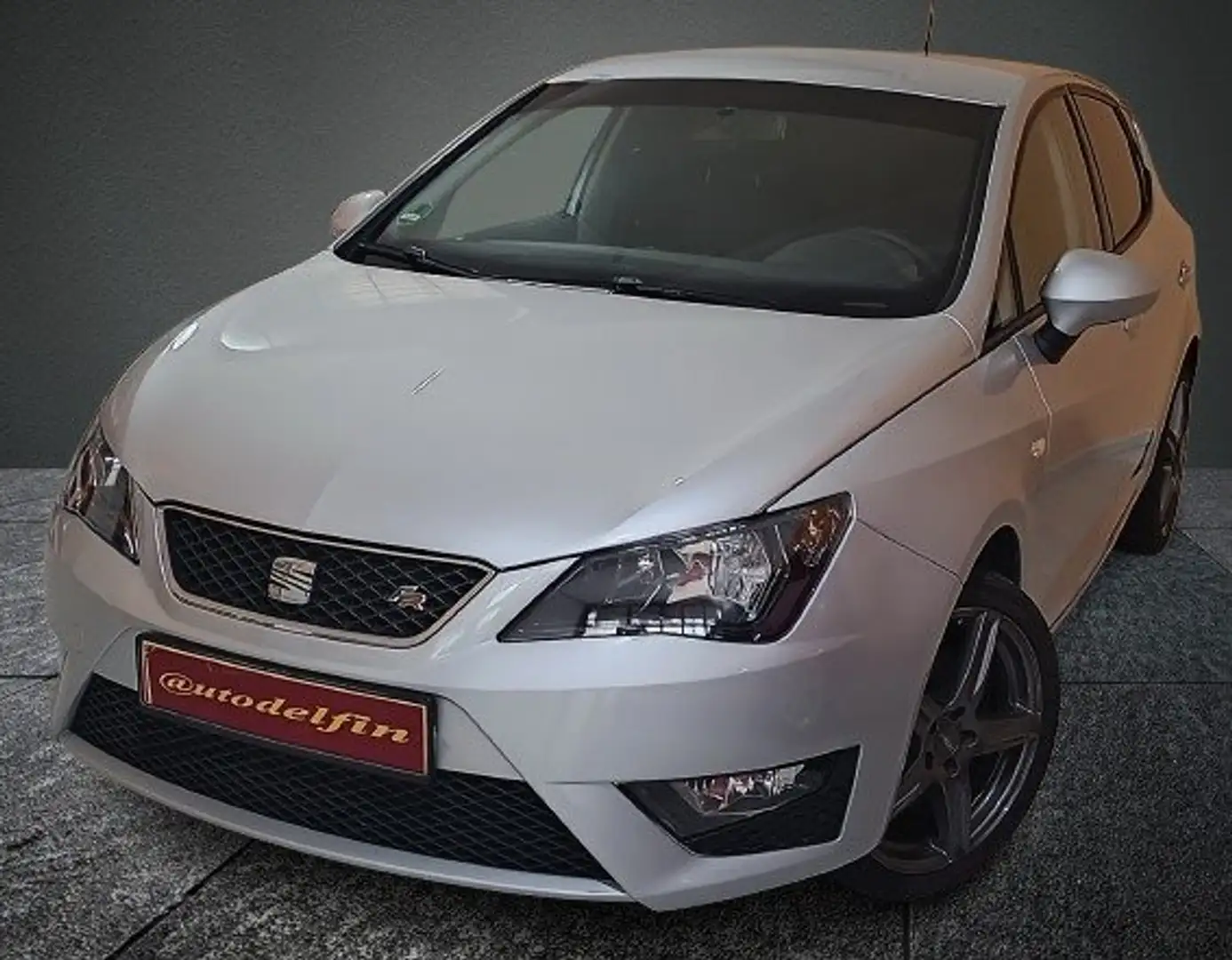 SEAT Ibiza 2.0 TDI 143cv FR Gris - 2