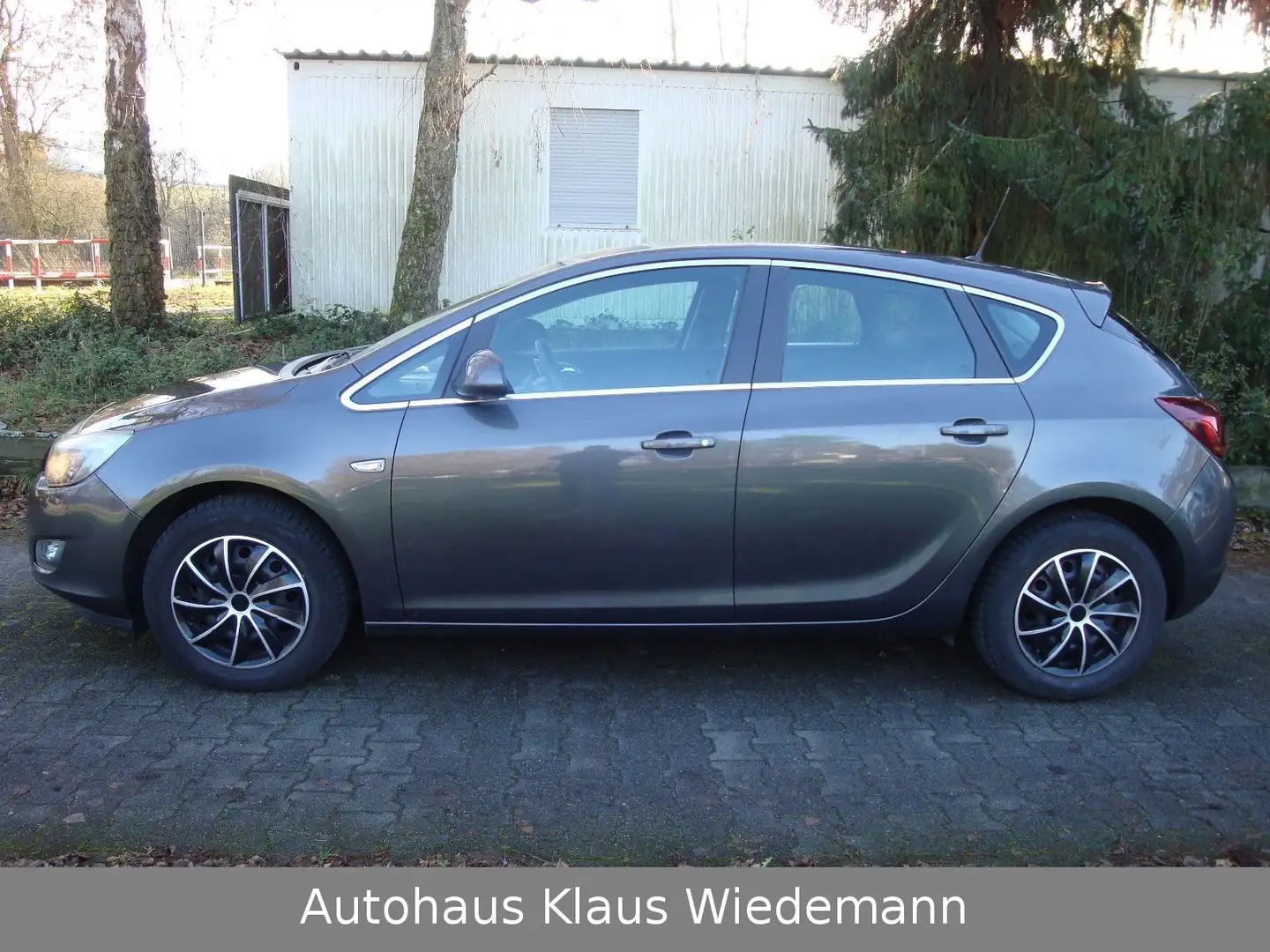 Opel Astra 1.4 ecoFLEX Sport - 2.Hd/orig. erst 55 TKM Grau - 2