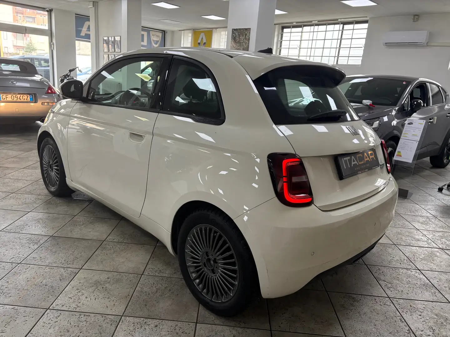 Fiat 500e 500e 42 kWh Icon - 2