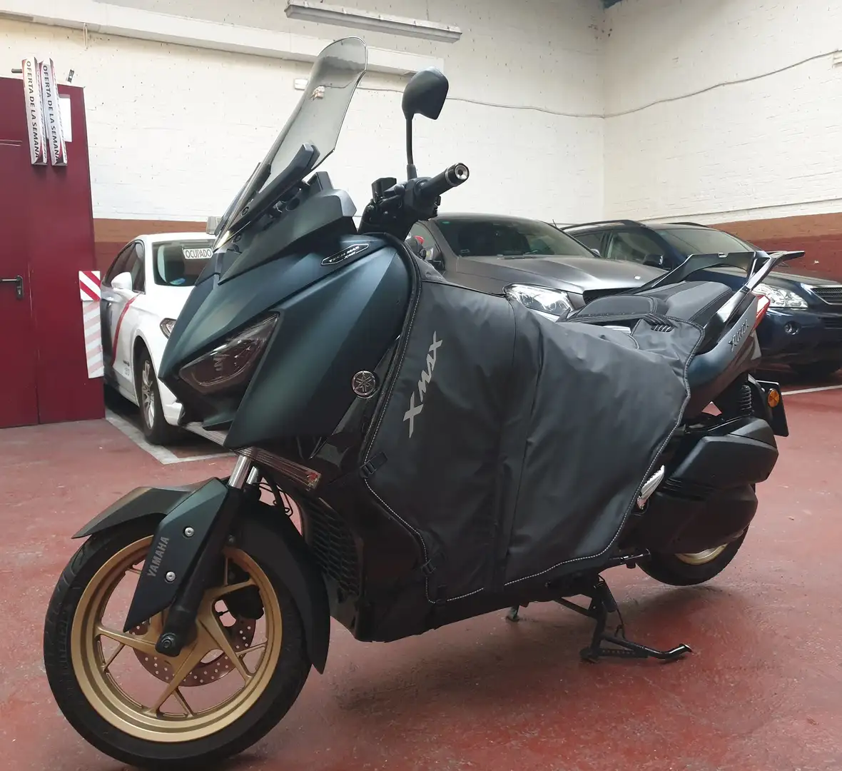 Yamaha X-Max 300 Tech Max Groen - 1