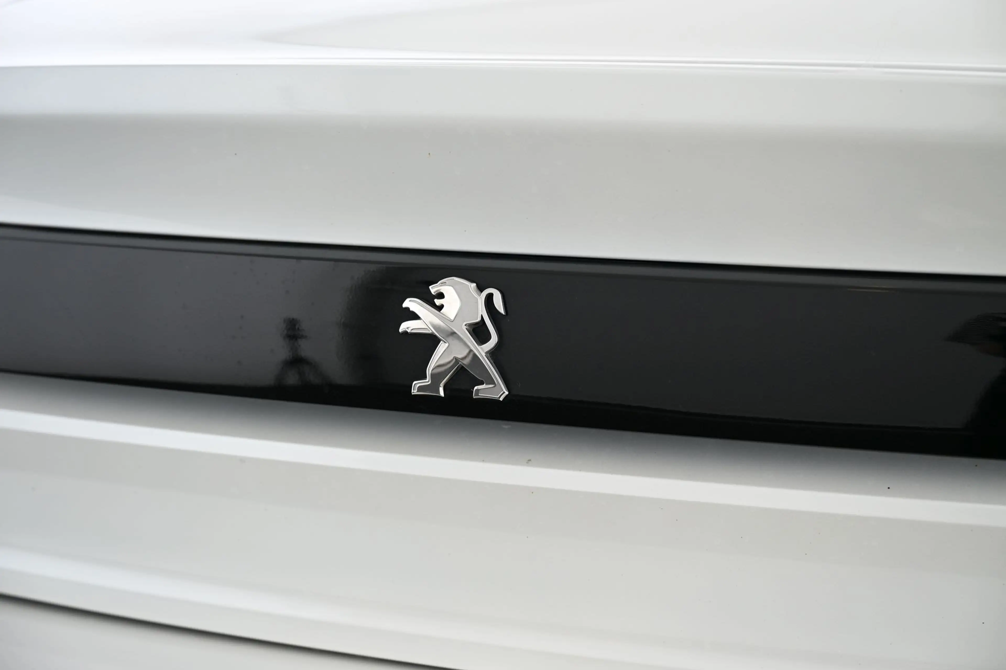 Peugeot 508 1.6 Allure Pack Puretech/EL 225 EAT8 HA Pickerl N — photo 13