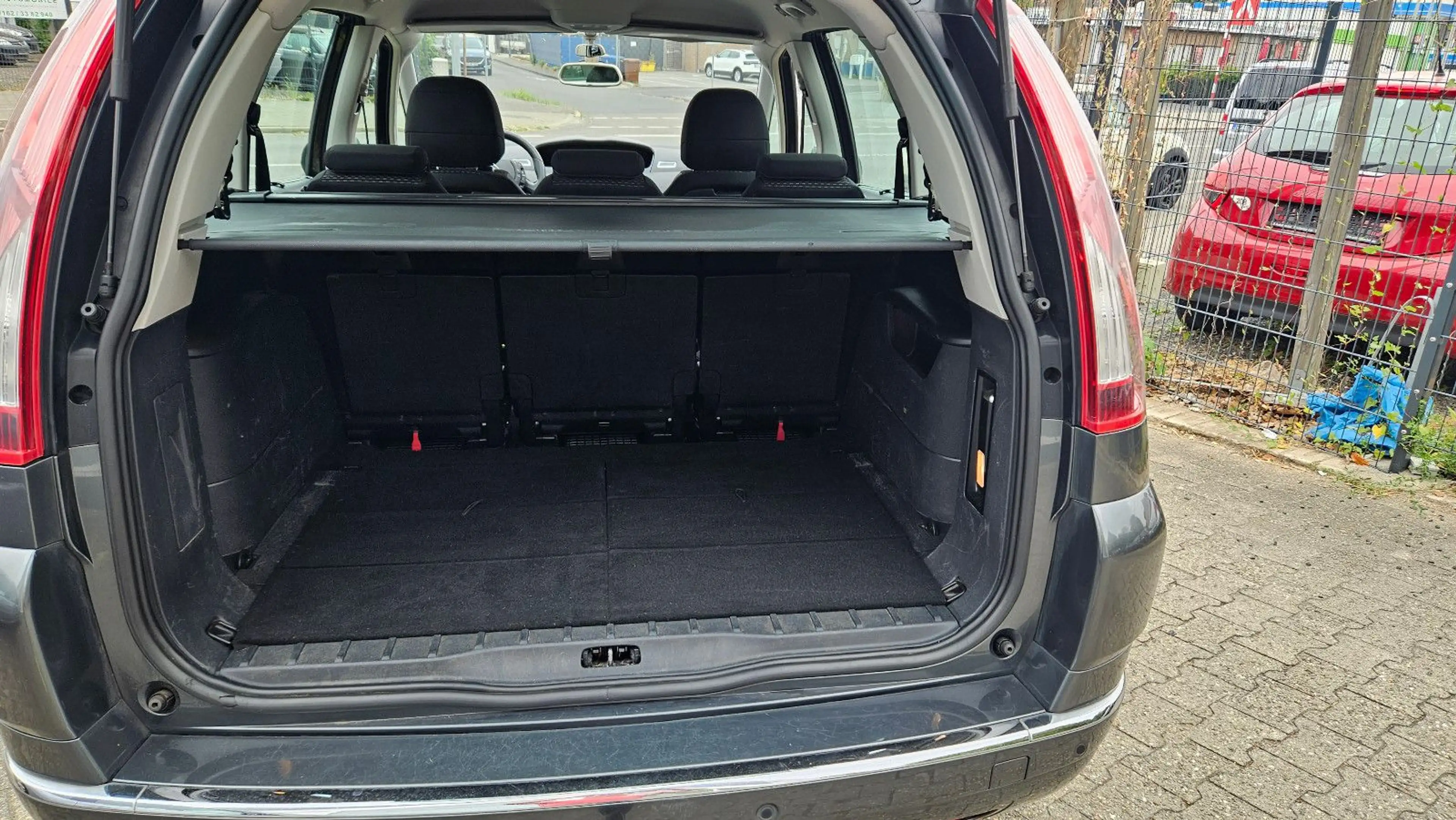 Citroen Grand C4 Picasso Selection.7Sitzpläze,Tüv,Inspek — photo 10