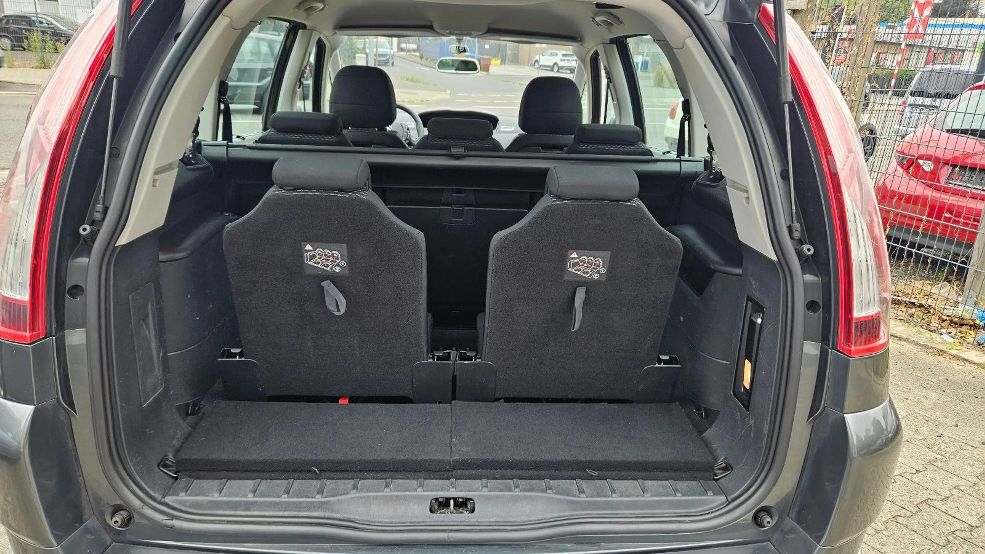 Citroen Grand C4 Picasso Selection.7Sitzpläze,Tüv,Inspek — photo 11