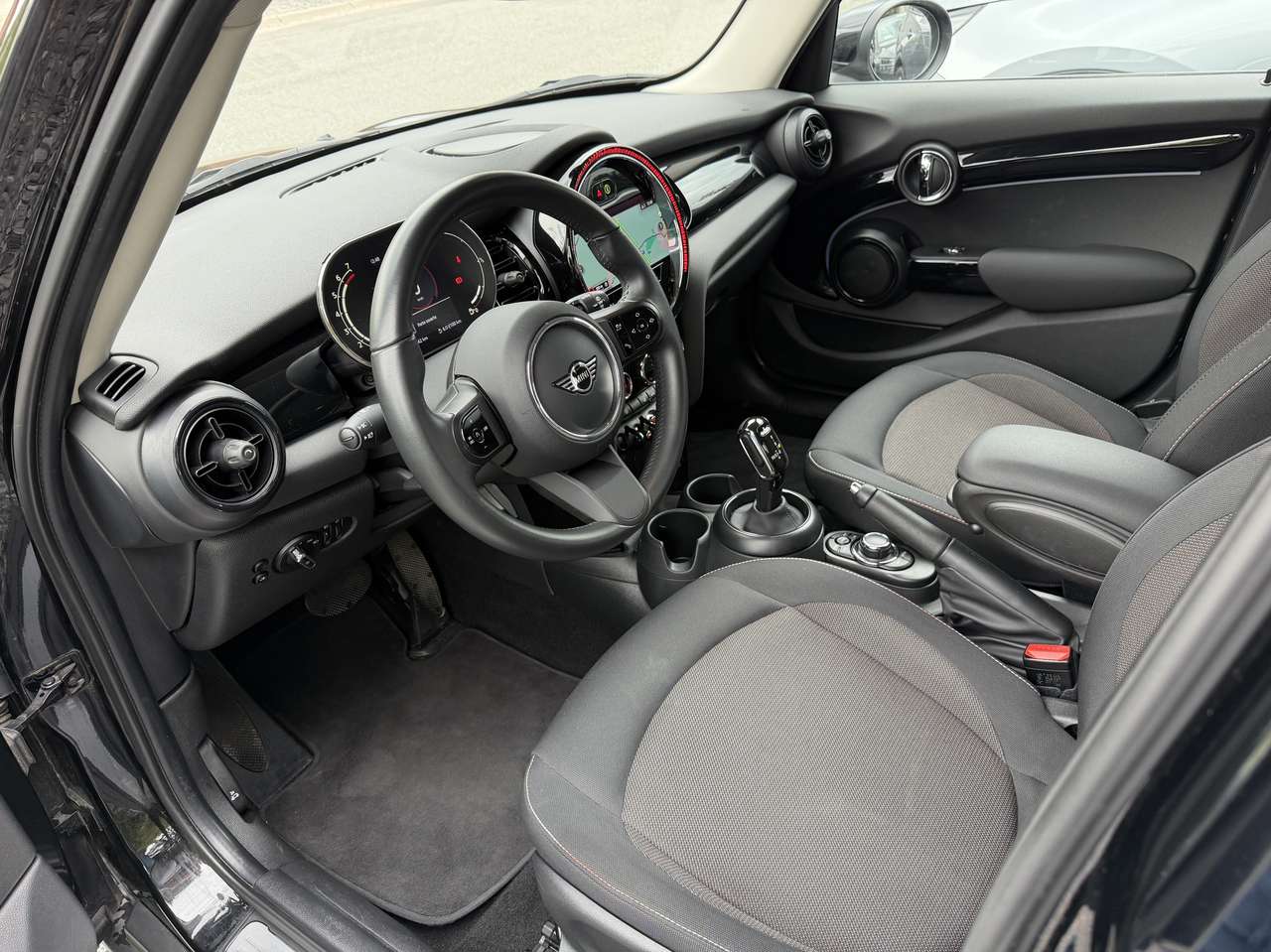 MINI Cooper 2023 — photo 14 sur 24