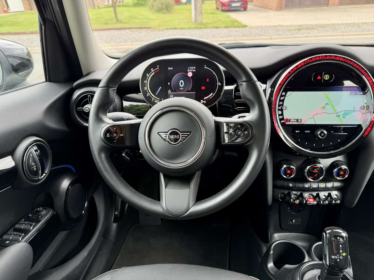 MINI Cooper 2023 — photo 20 sur 24