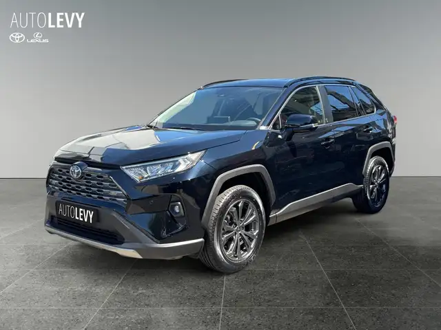 Toyota RAV4 view 2