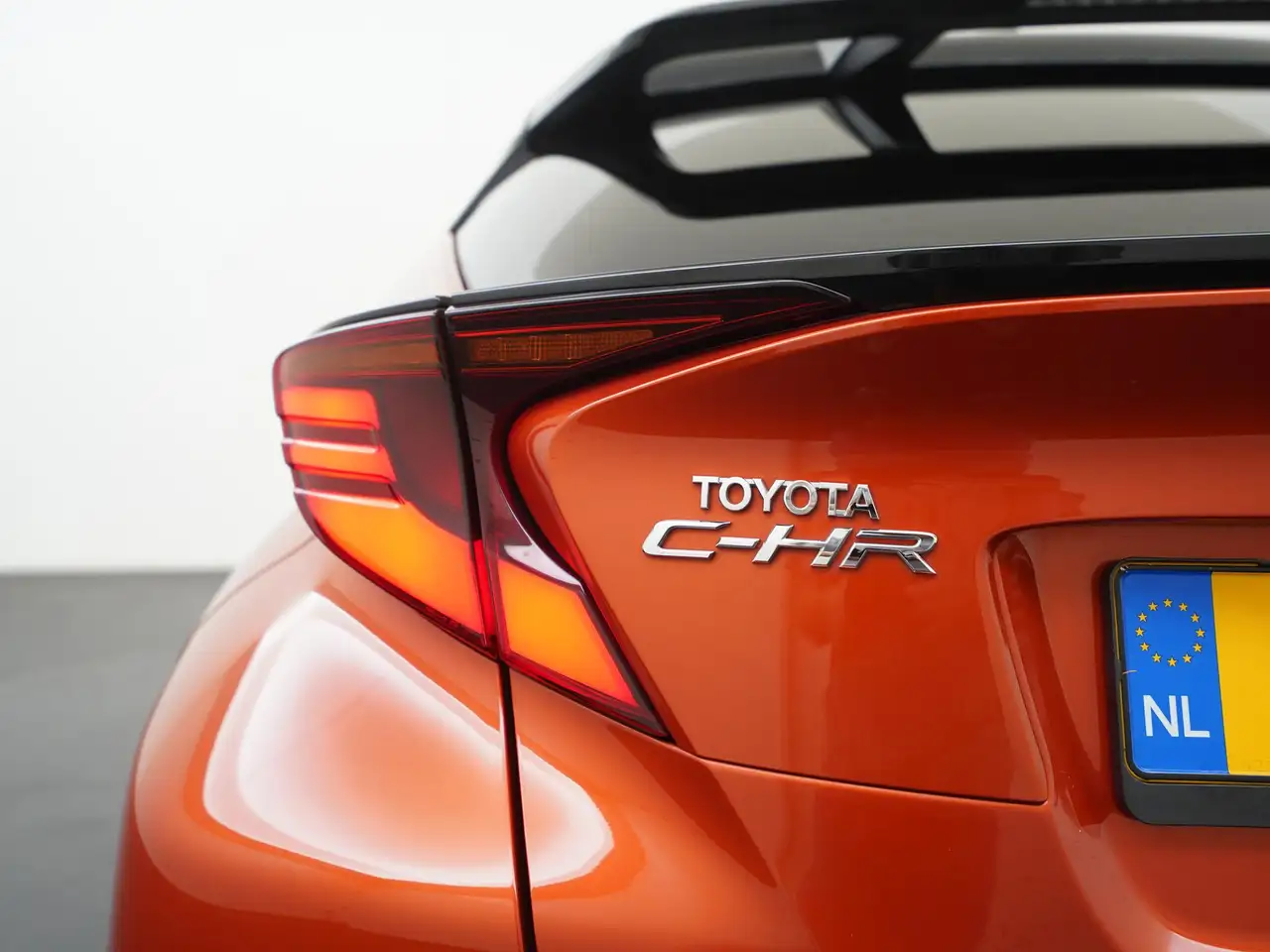 Toyota C-HR 2.0 Hybrid Launch Edition Trekhaak Leder Stoel, миниатюра 23