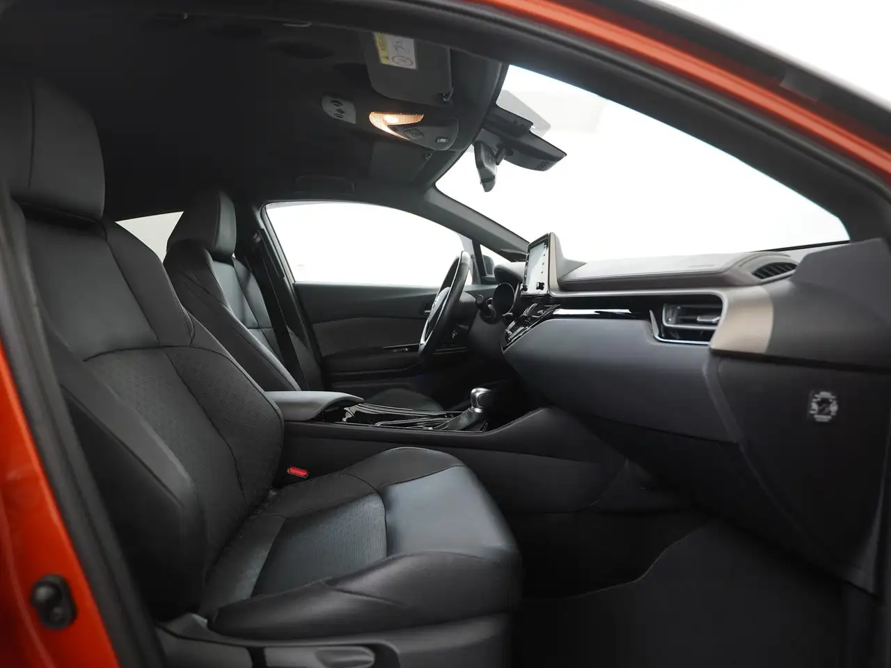 Toyota C-HR 2.0 Hybrid Launch Edition Trekhaak Leder Stoel, миниатюра 3