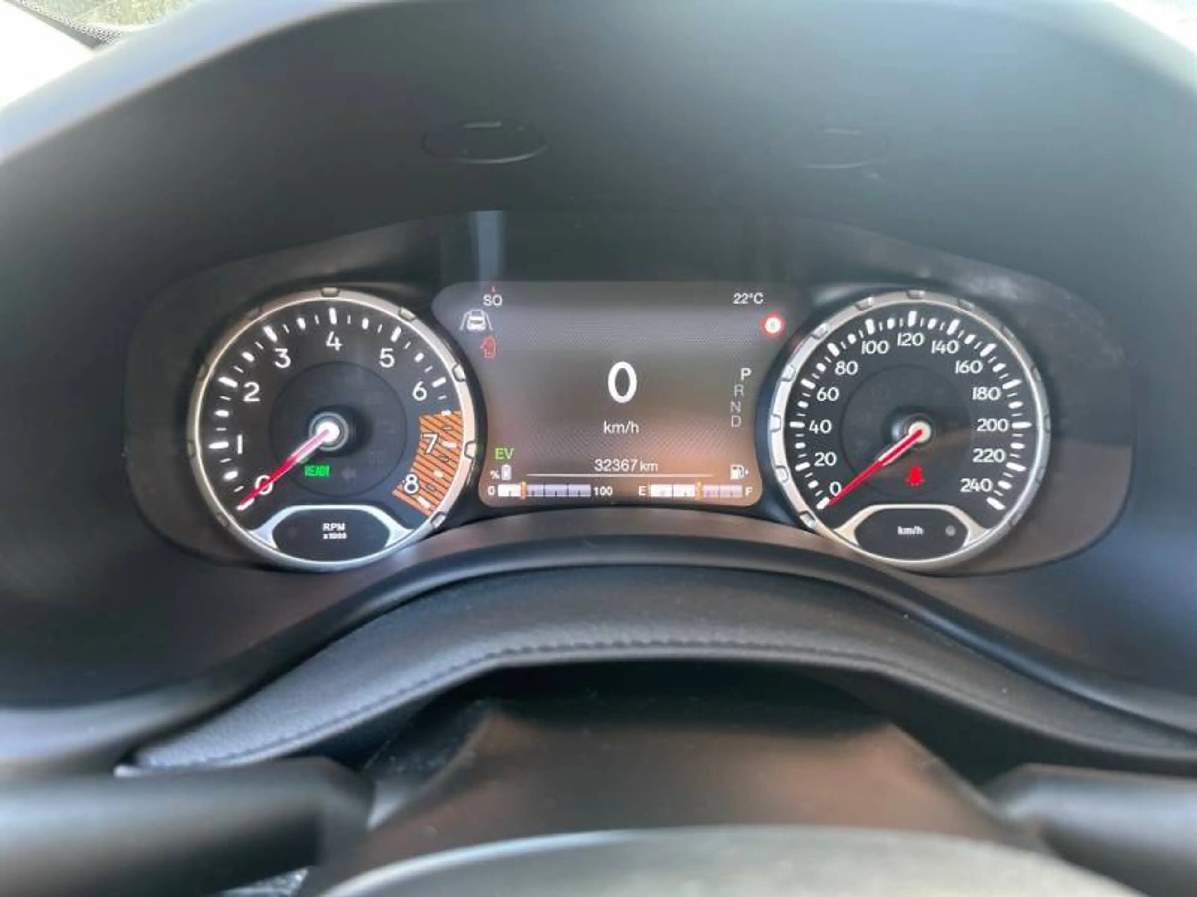 Jeep Renegade 1 1.5 Turbo T4 130 4x2 MHEV DCT7 Limited — photo 15