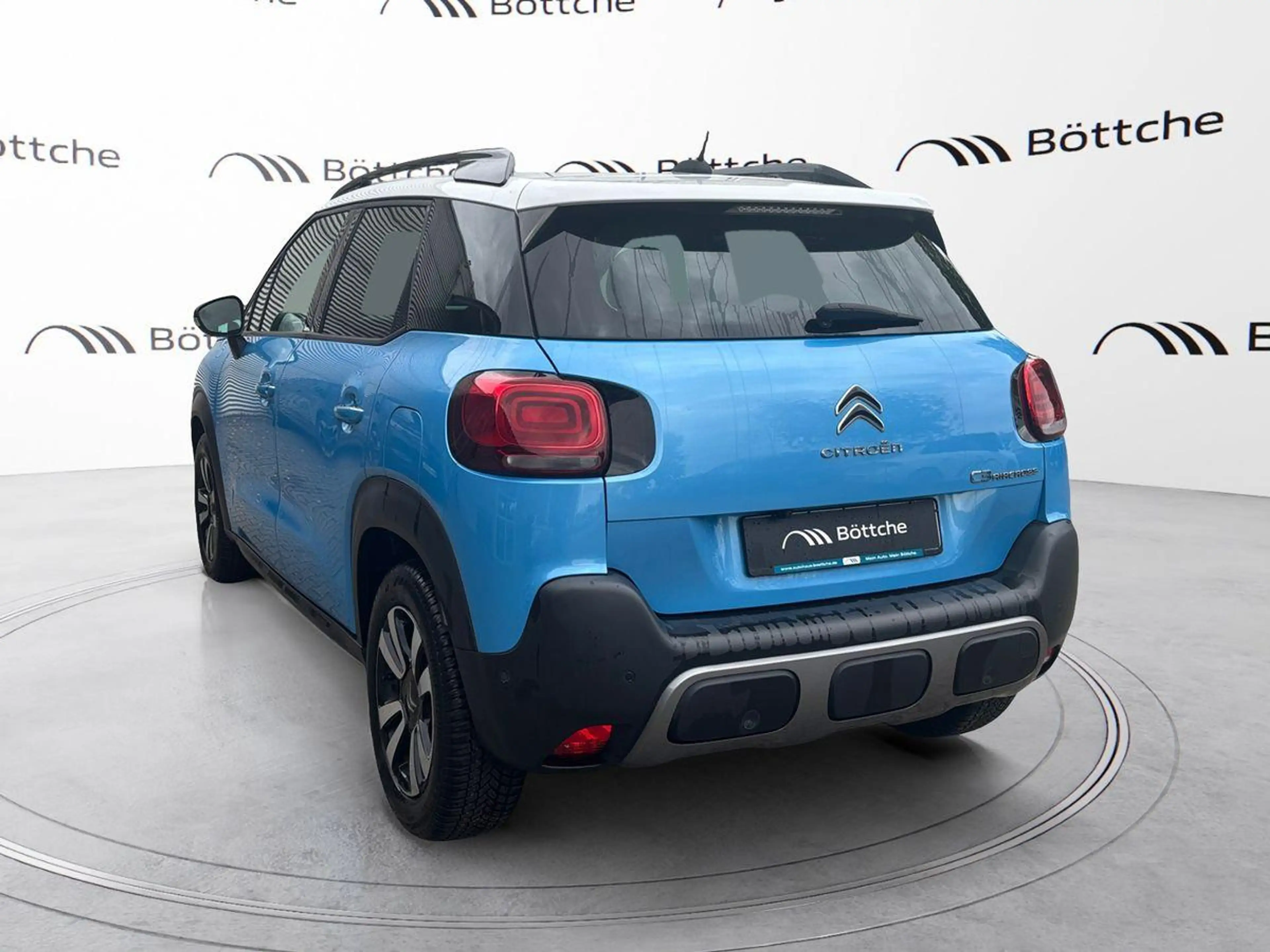 Citroen C3 Aircross Shine 1.6 Blue-HDI FAP Metallic — photo 3