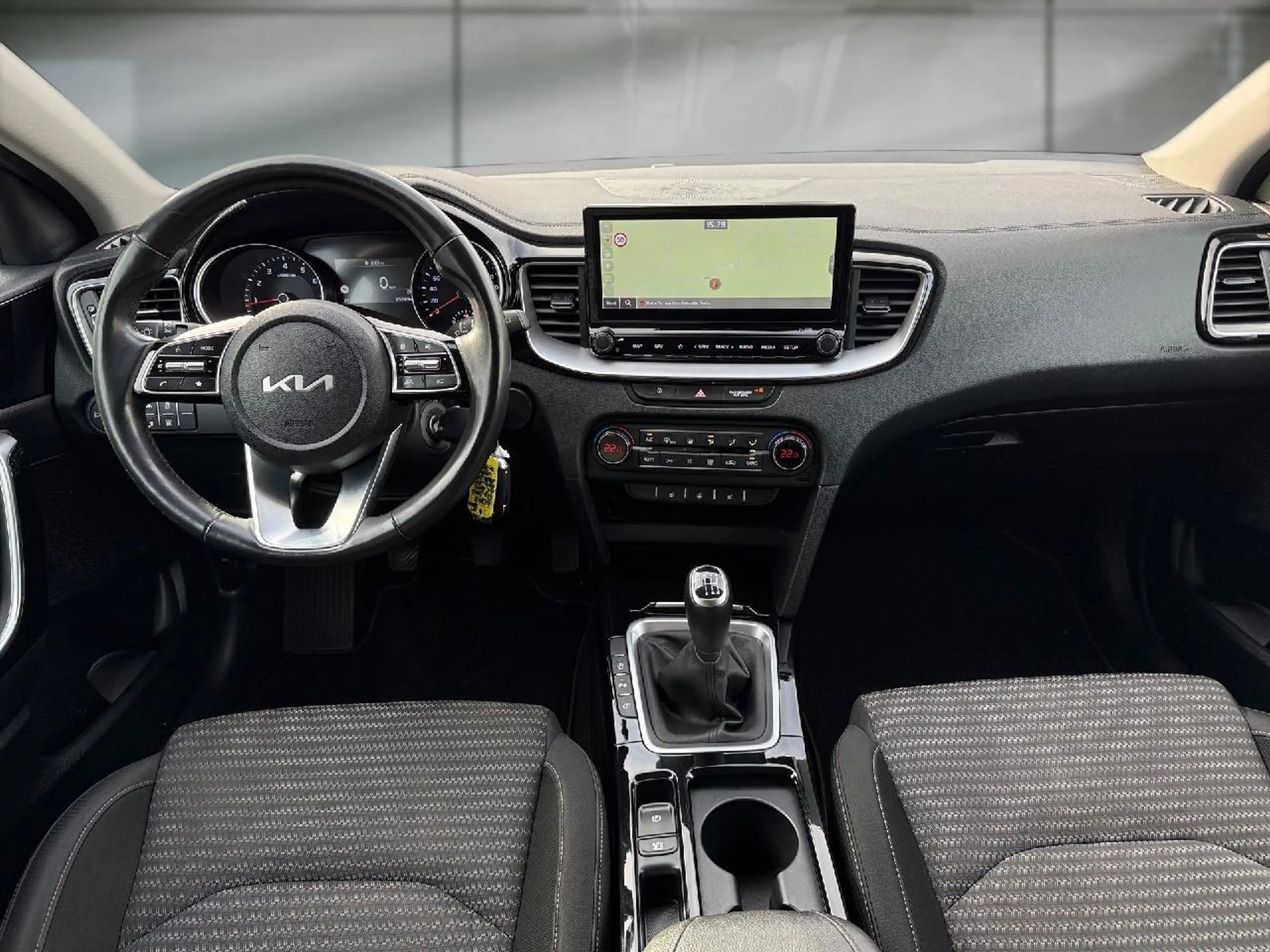 Kia Ceed / cee'd Spirit — photo 10