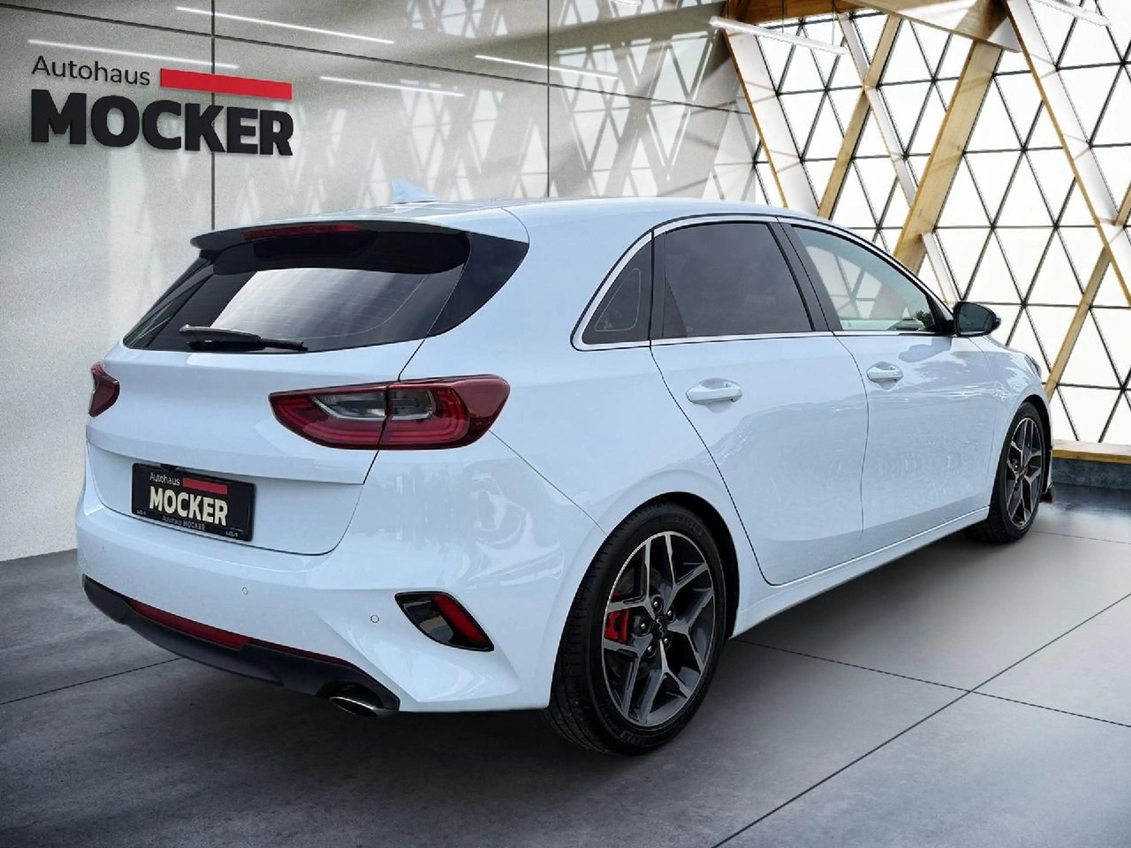 Kia Ceed / cee'd Spirit — photo 7