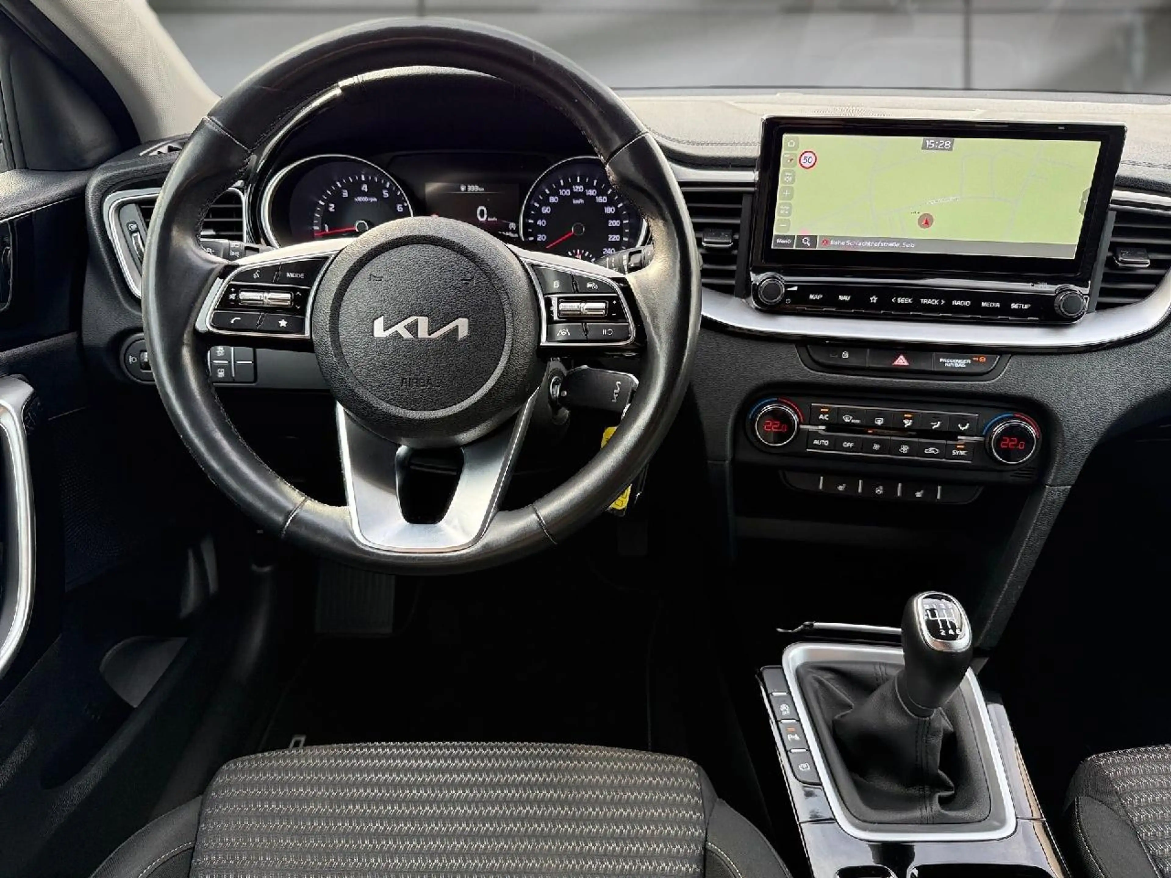 Kia Ceed / cee'd Spirit — photo 9