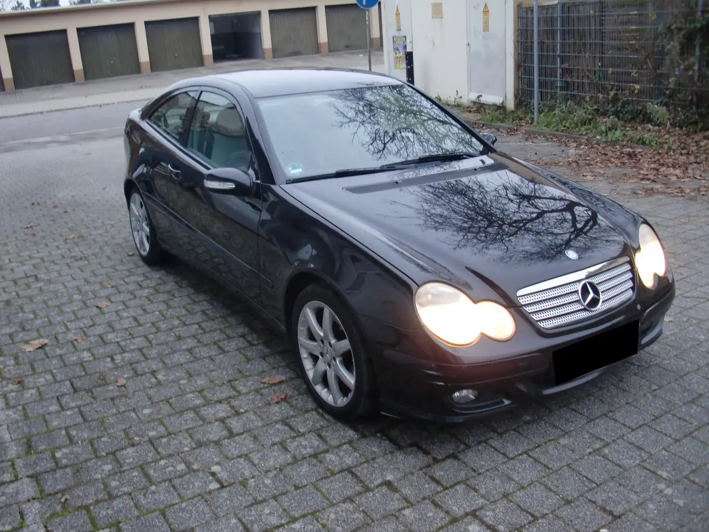 Mercedes-Benz C 180 C- Sportcoupe Evolution FaceliftMer Black - 1