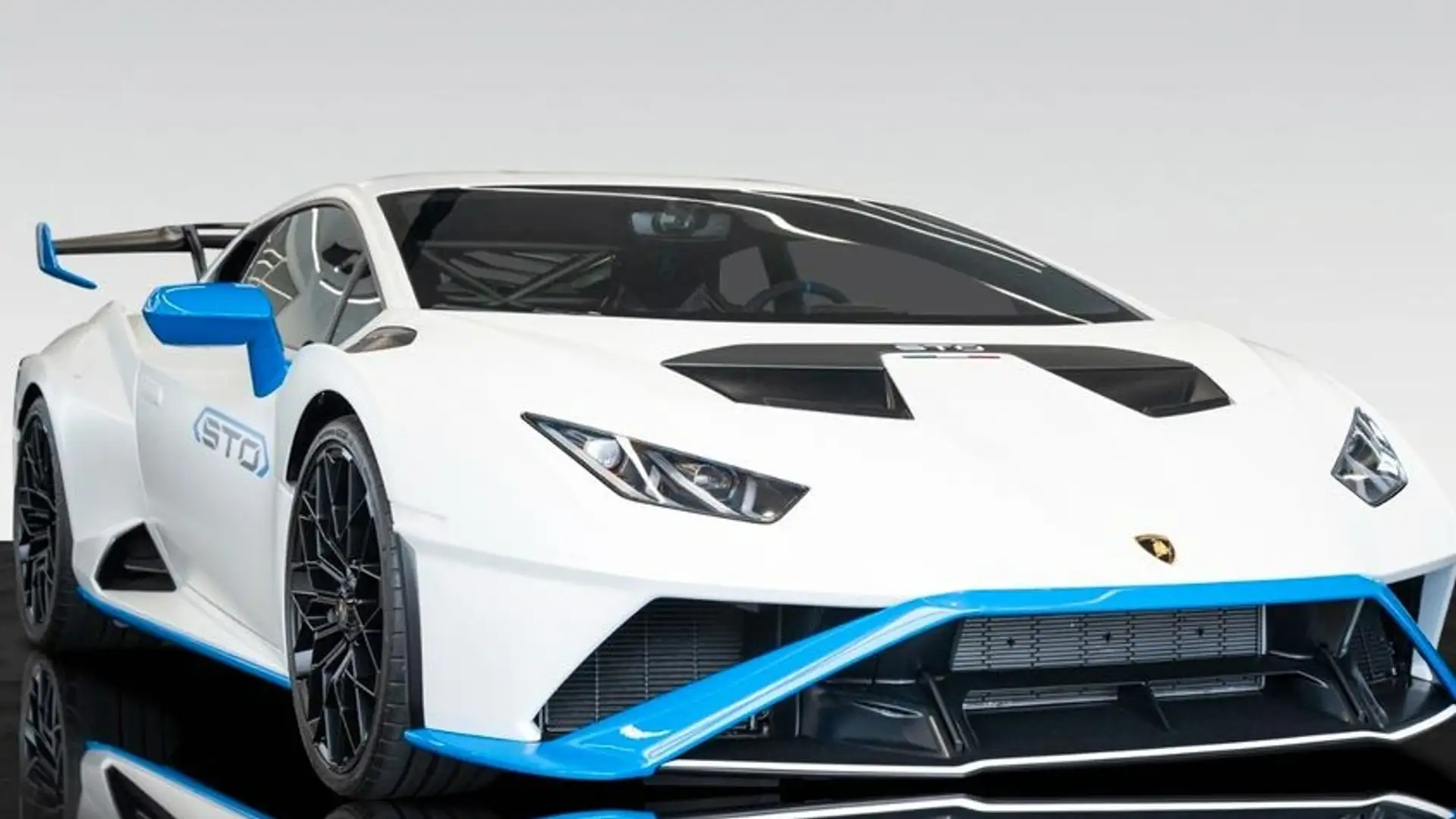 Lamborghini Huracán STO RWD Blanco - 2