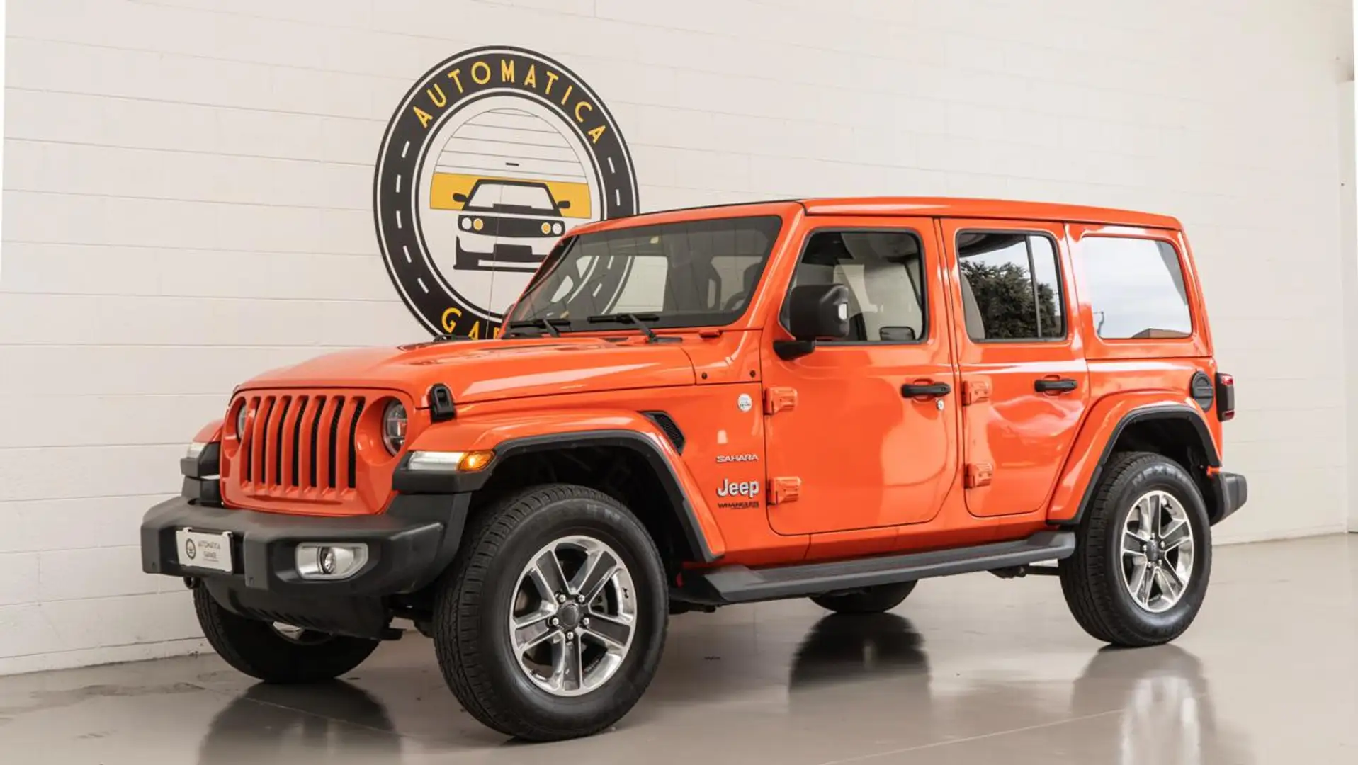 Jeep Wrangler Unlimited 2.2 Mjt II Sahara IVA TETTO PANORAMICO Orange - 1