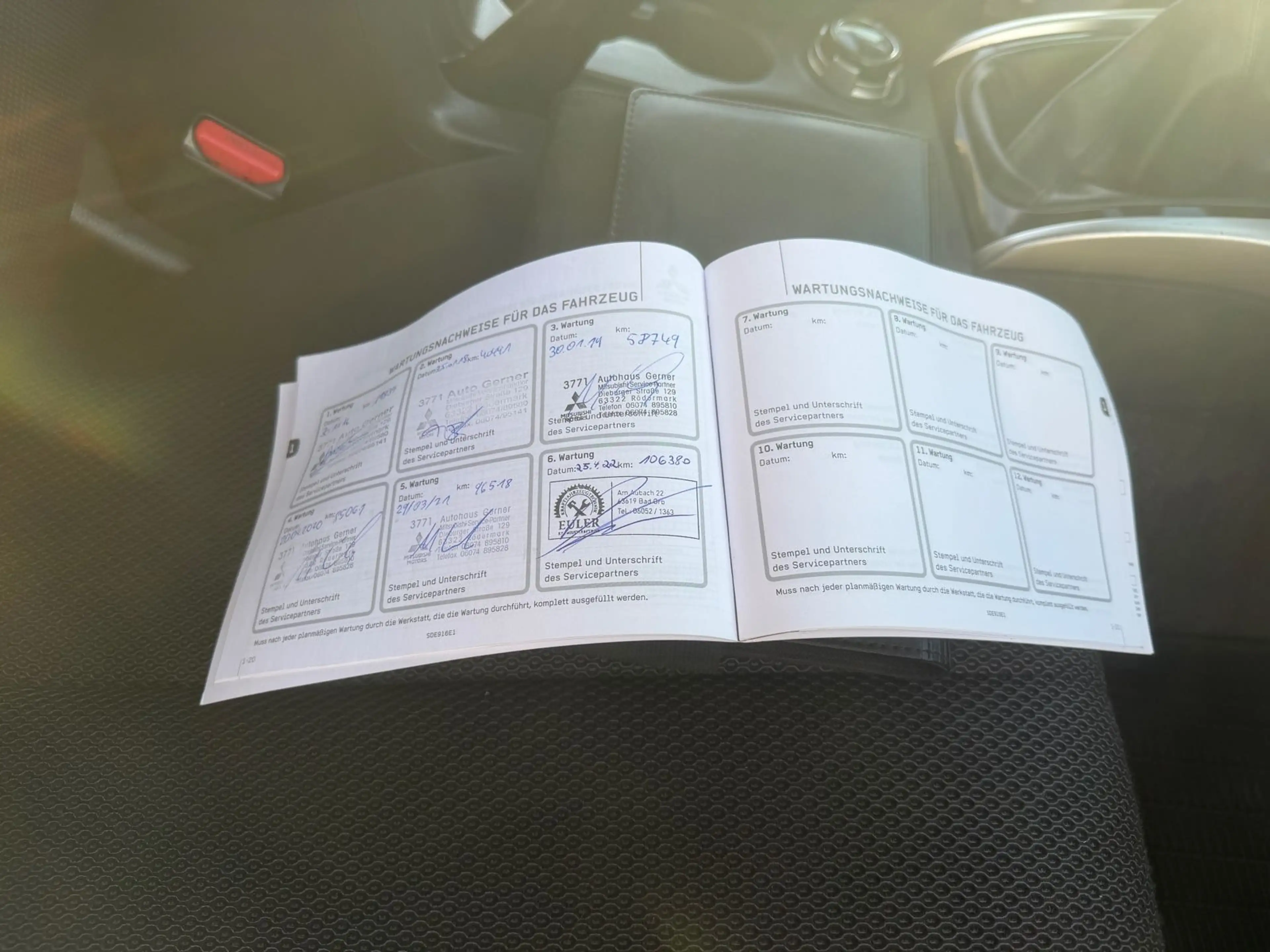 Mitsubishi L200 Plus Club Cab 4WD — photo 12