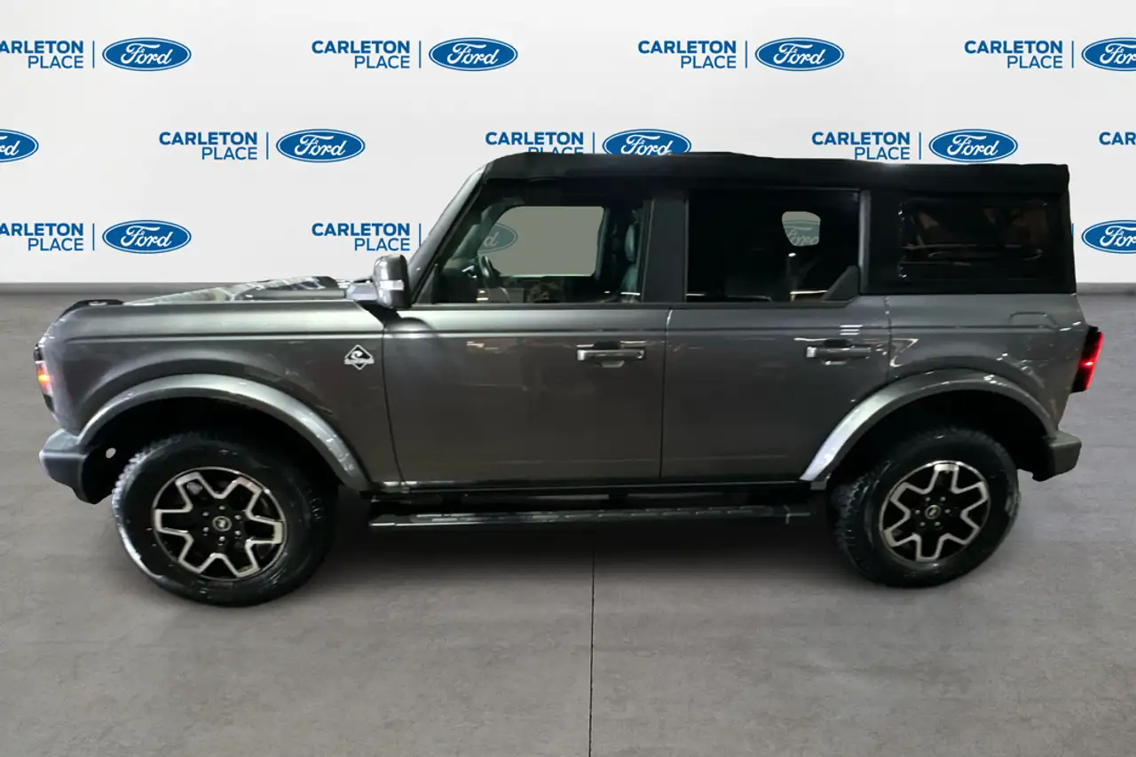 Ford Bronco снимка Ford Bronco