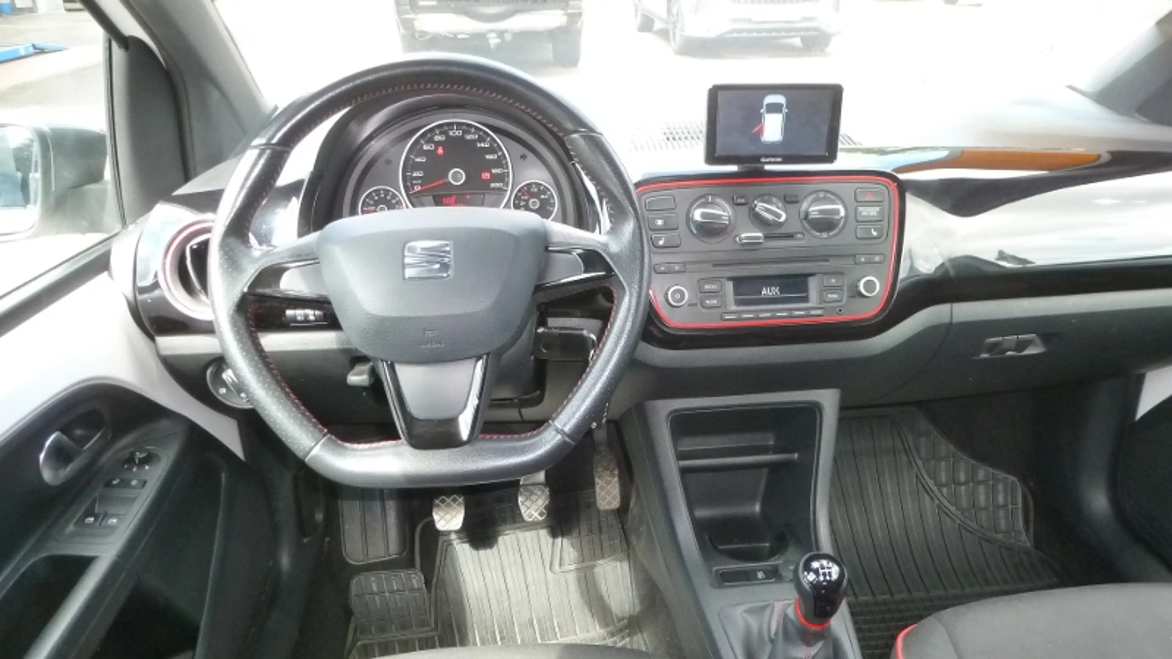 SEAT Mii 1.0 FR-Line — photo 10