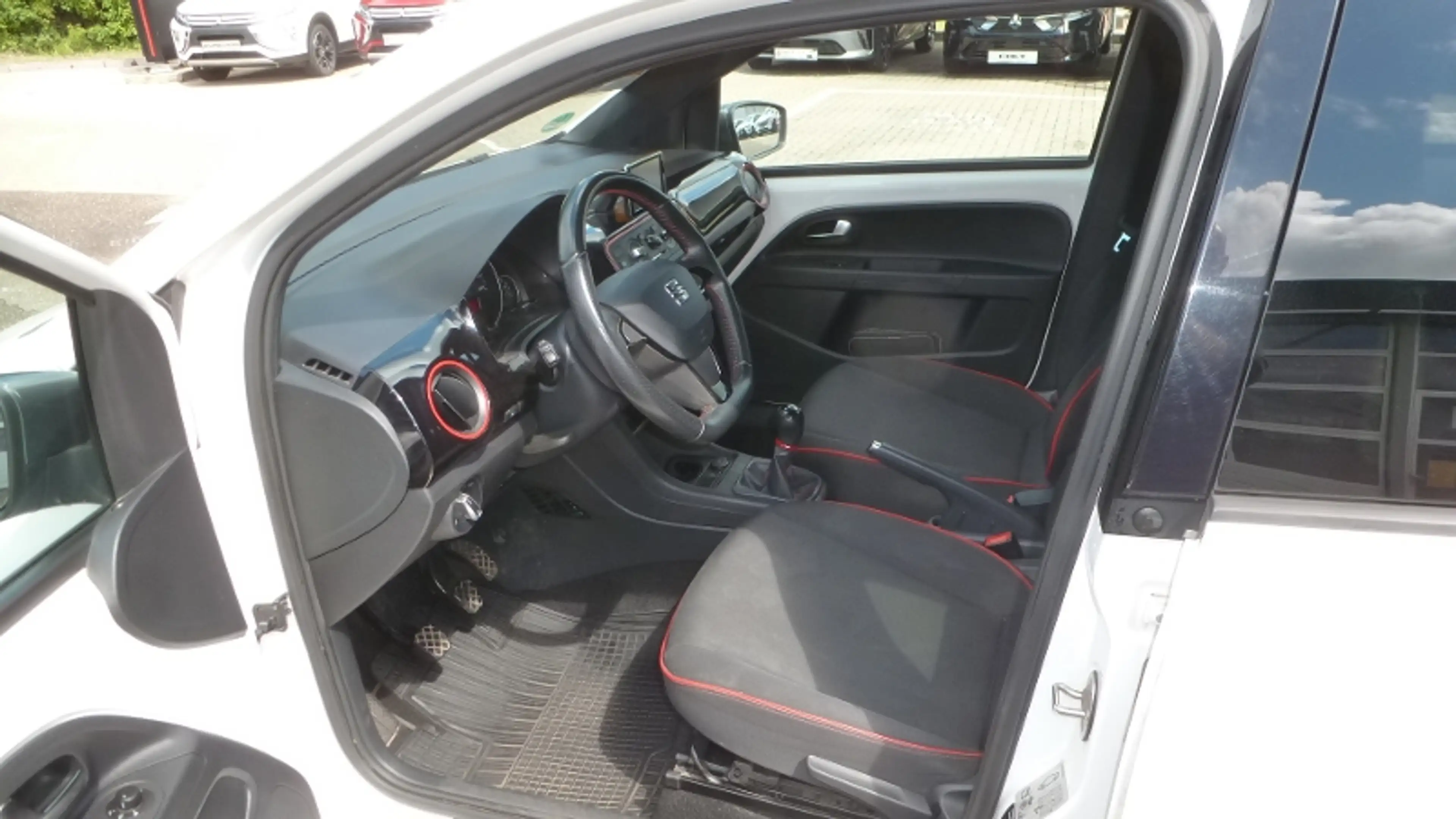 SEAT Mii 1.0 FR-Line — photo 7