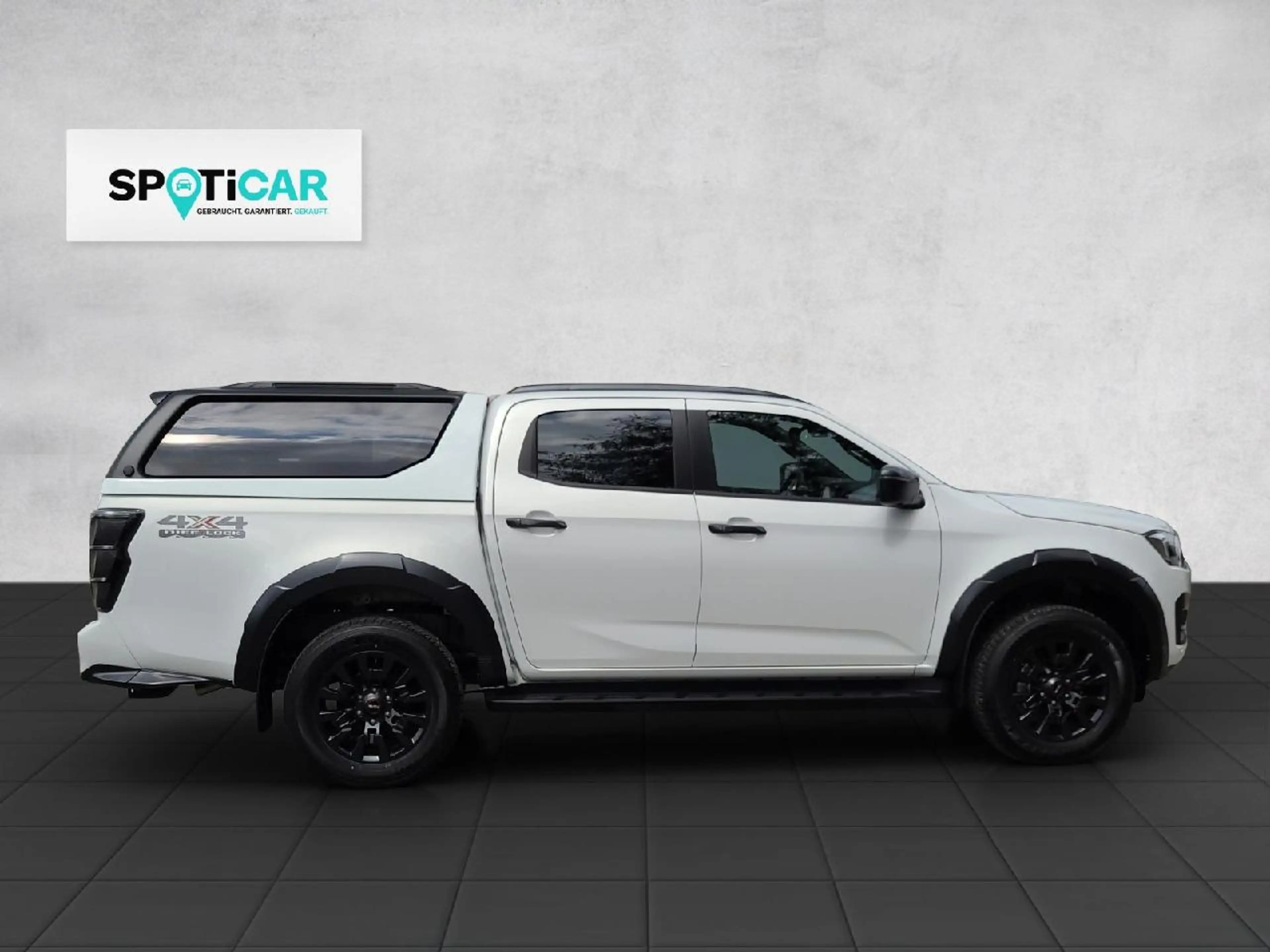 Isuzu D-Max Double Cab 4WD V-CROSS 2.2 120KW/160PS 8AT HARDTOP — photo 7
