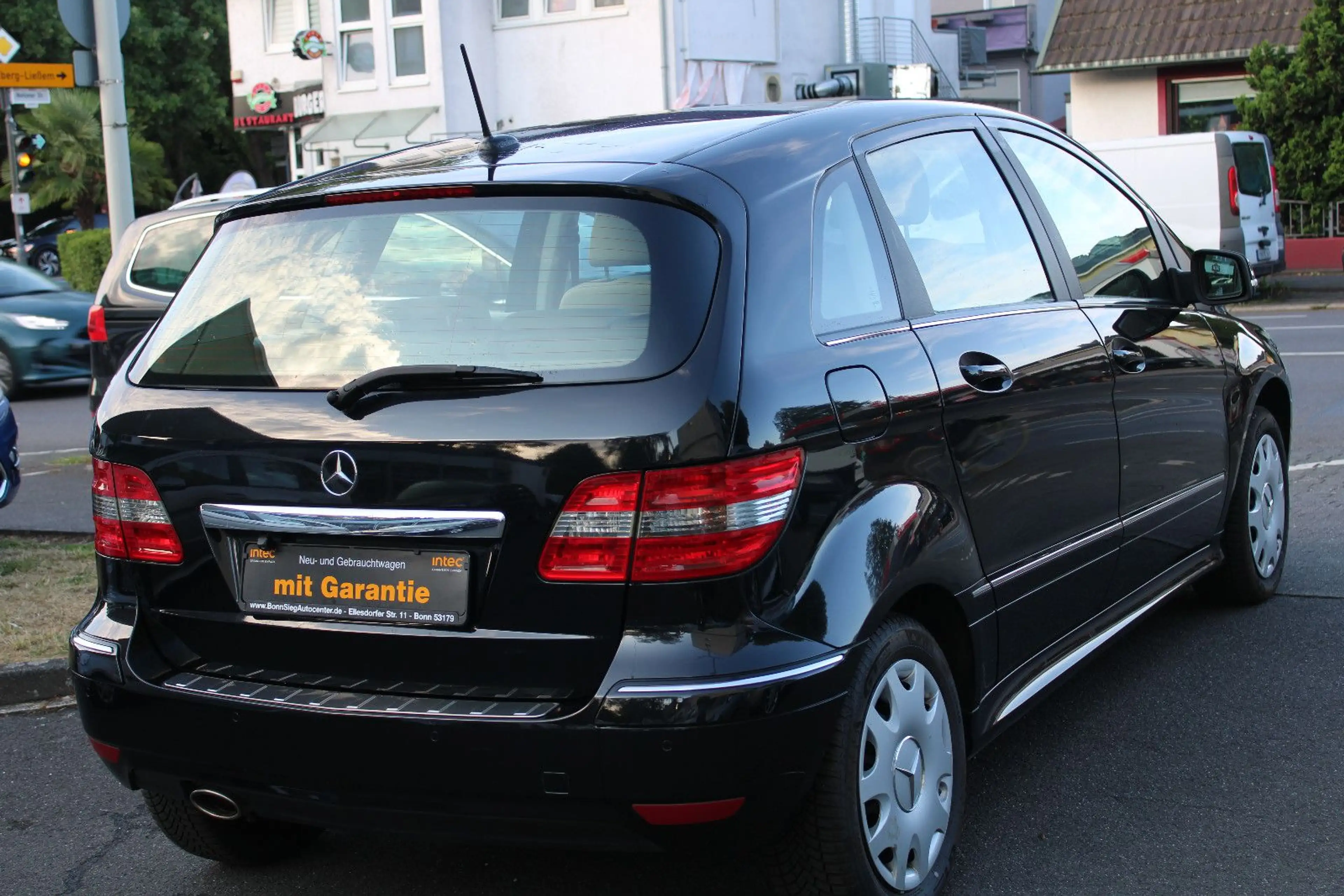Mercedes-Benz B 200 Automatik*Leder*Rückfahrkamera*Xenon*KlimaA — photo 8