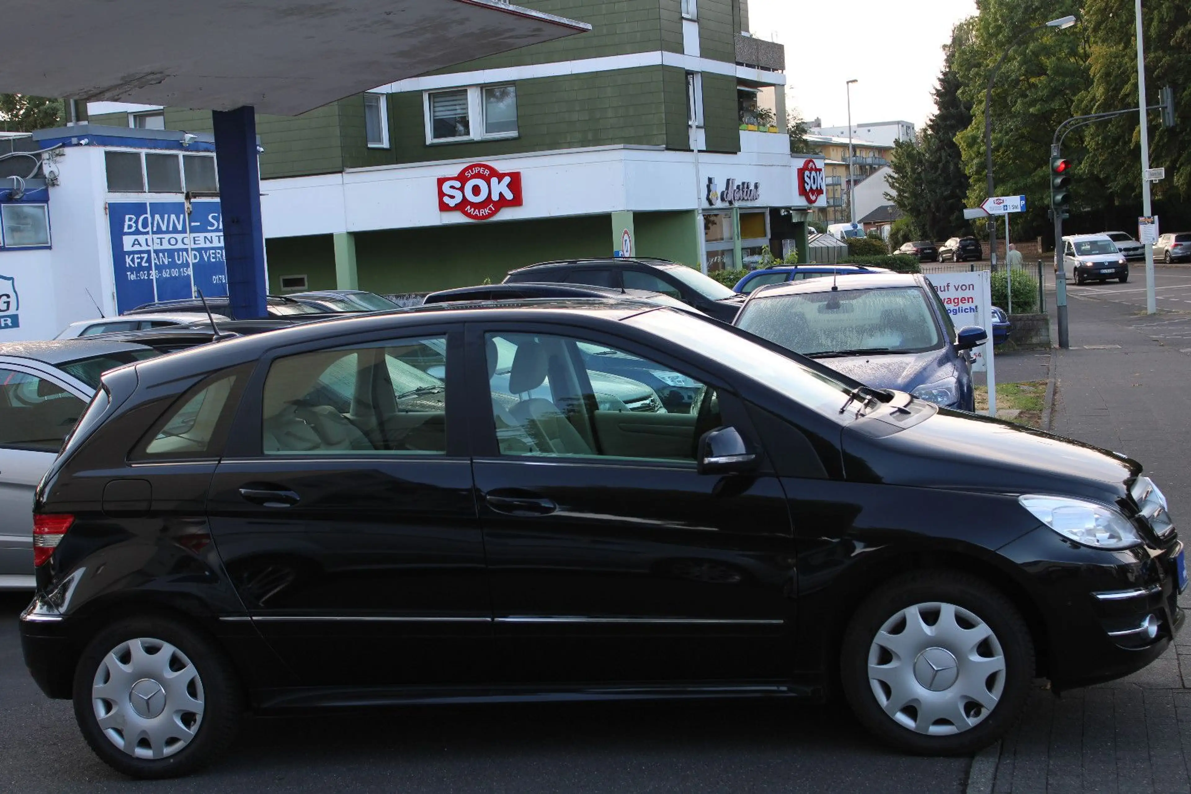 Mercedes-Benz B 200 Automatik*Leder*Rückfahrkamera*Xenon*KlimaA — photo 13