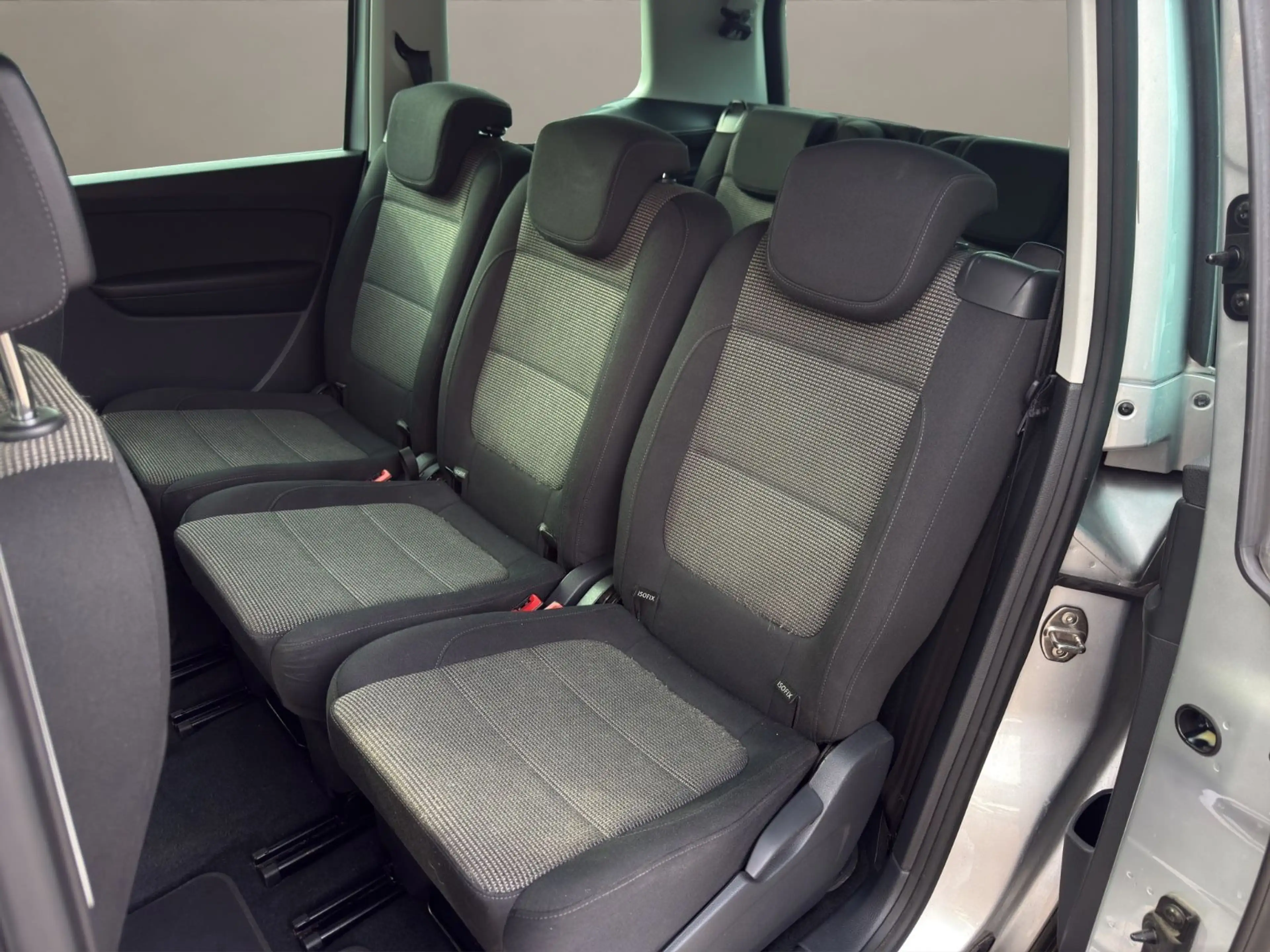 Volkswagen Sharan Comfortline Scheckheft Navi 7-Sitzer — photo 12