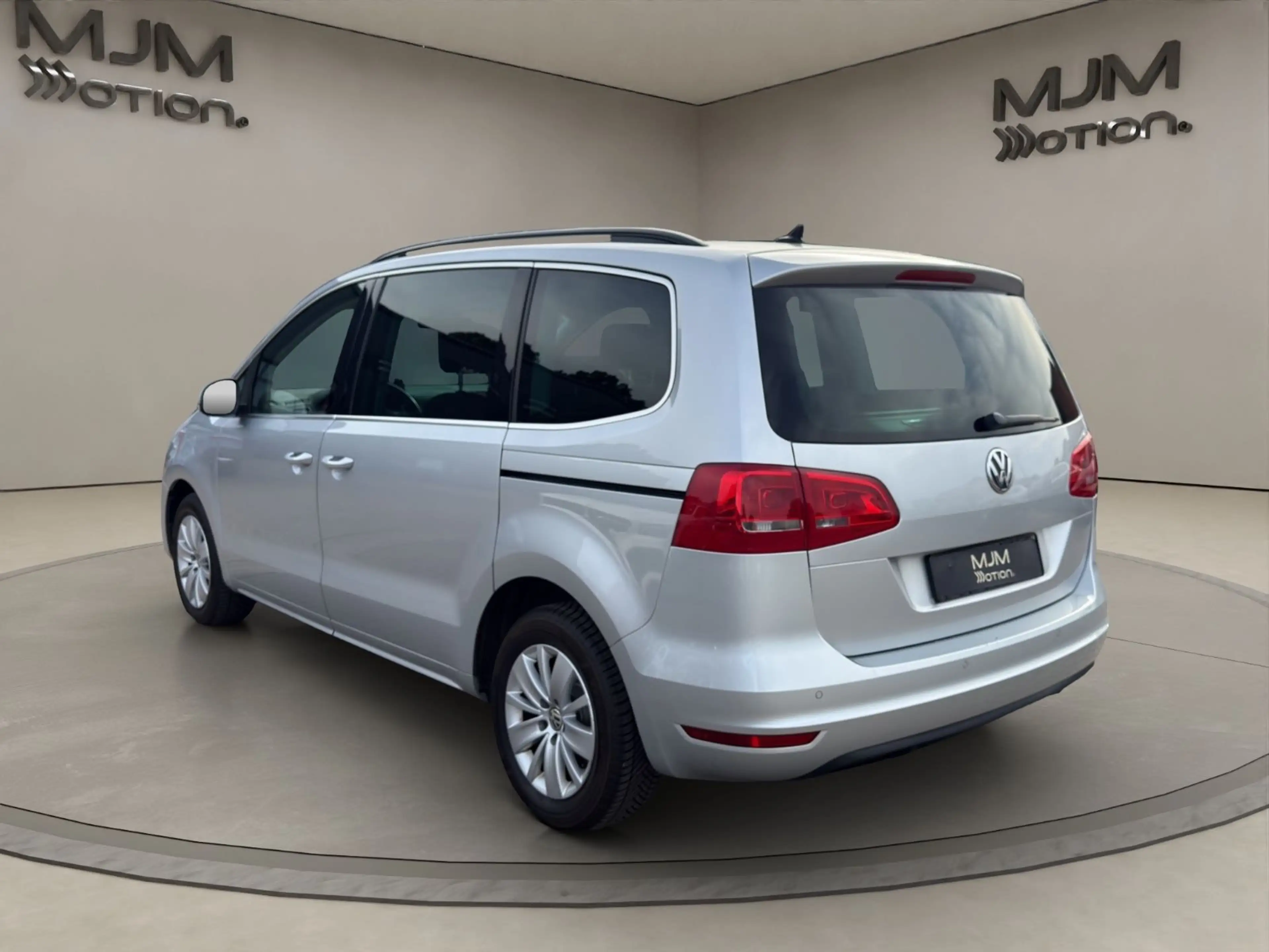 Volkswagen Sharan Comfortline Scheckheft Navi 7-Sitzer — photo 3