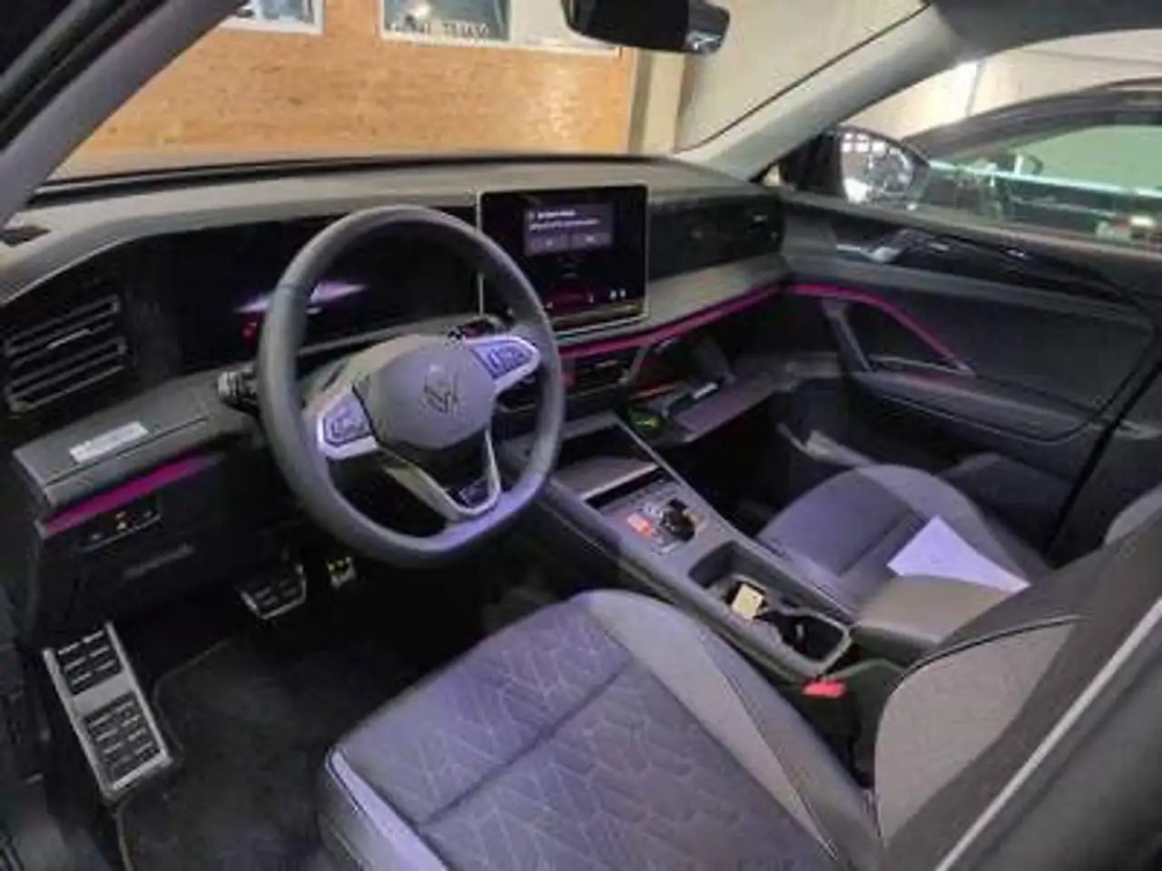 Volkswagen Tiguan 1.5 eTSI DSG Edition Plus, IQ.Light, Cerchi18,, миниатюра 3