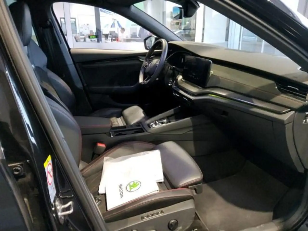Skoda Octavia Combi RS Edition 2.0 TSI Matrix/Pano/DCC, миниатюра 7
