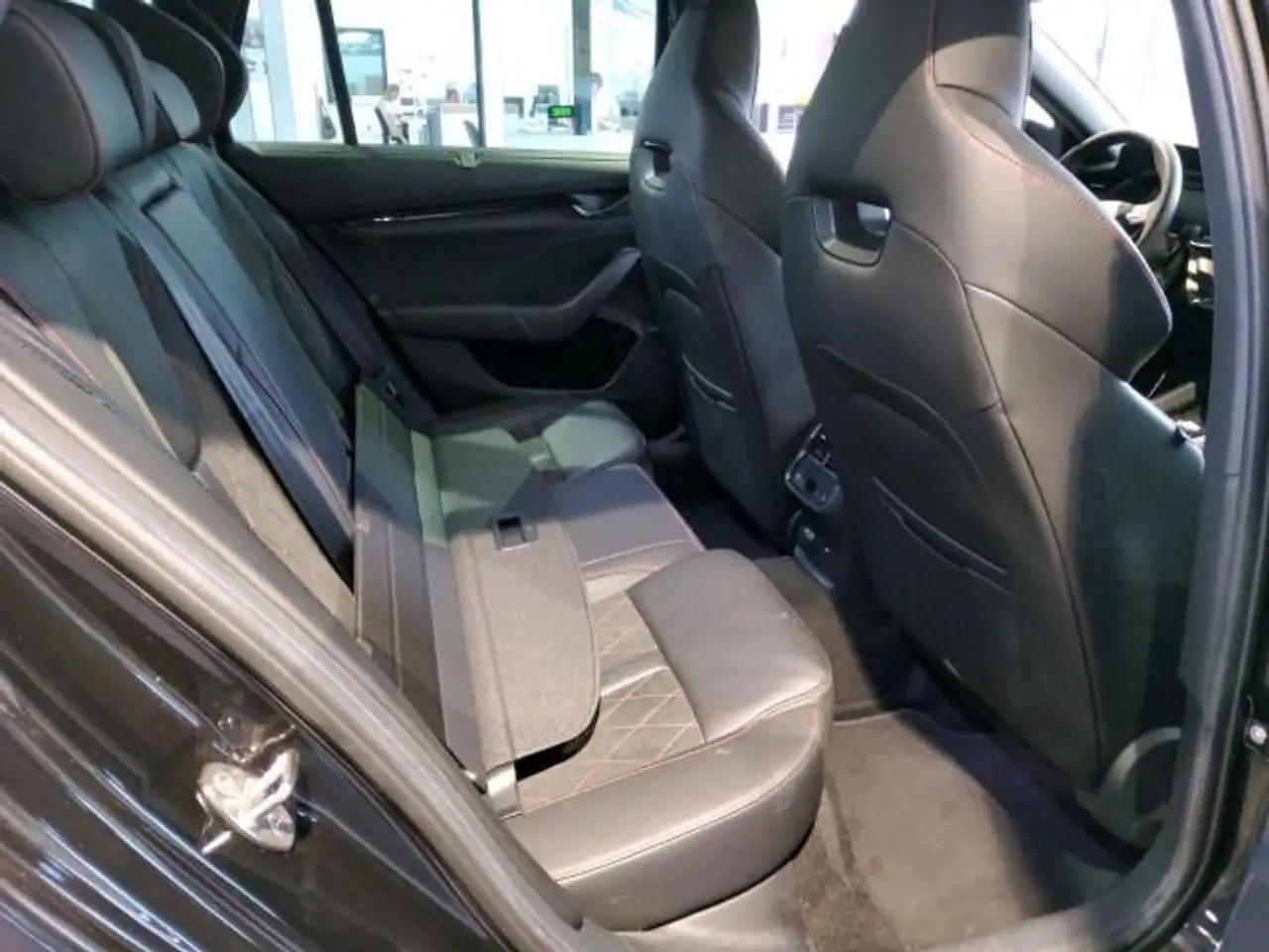 Skoda Octavia Combi RS Edition 2.0 TSI Matrix/Pano/DCC, миниатюра 8