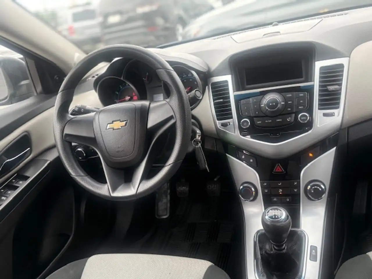 Chevrolet Cruze снимка Chevrolet Cruze