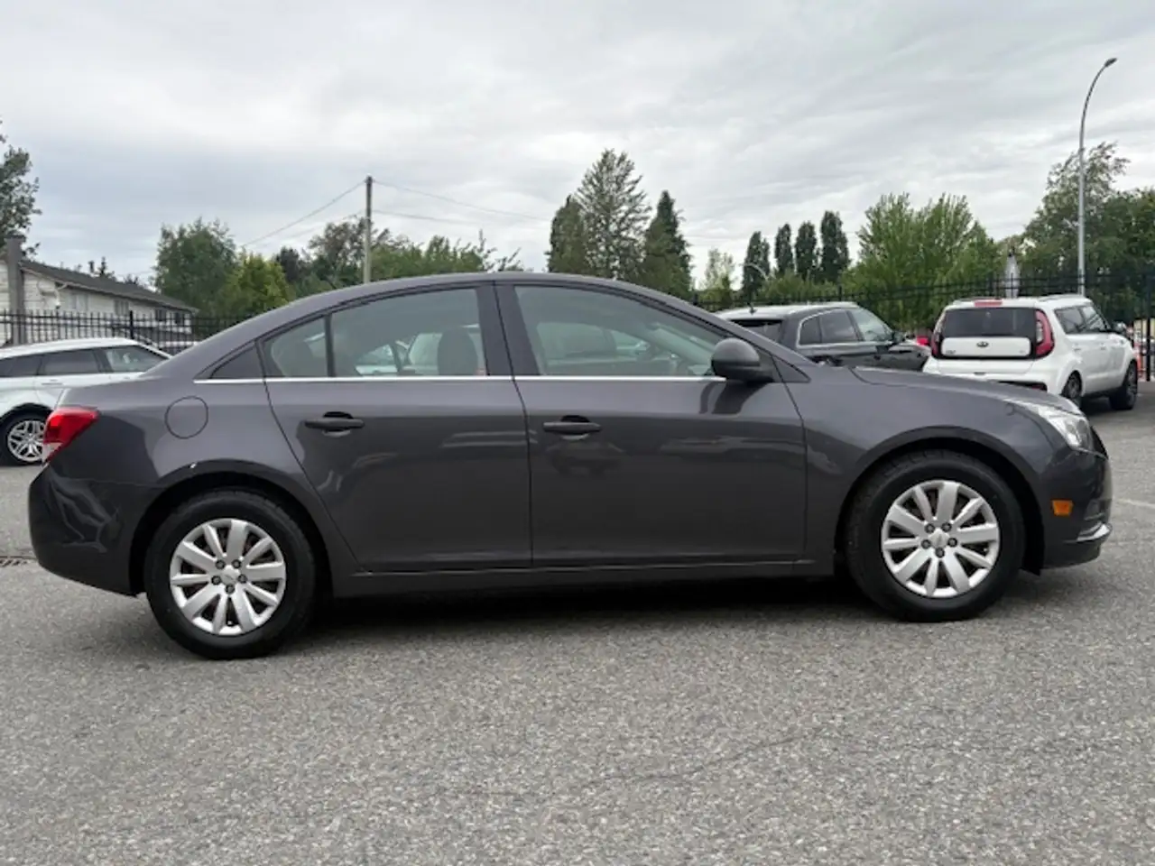 Chevrolet Cruze снимка Chevrolet Cruze