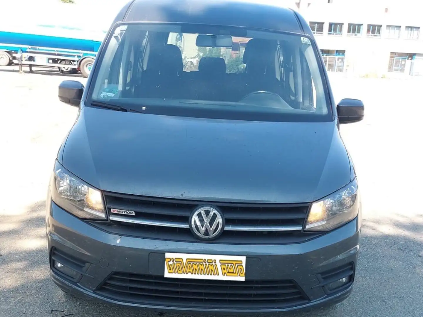 Volkswagen Caddy Gris - 2